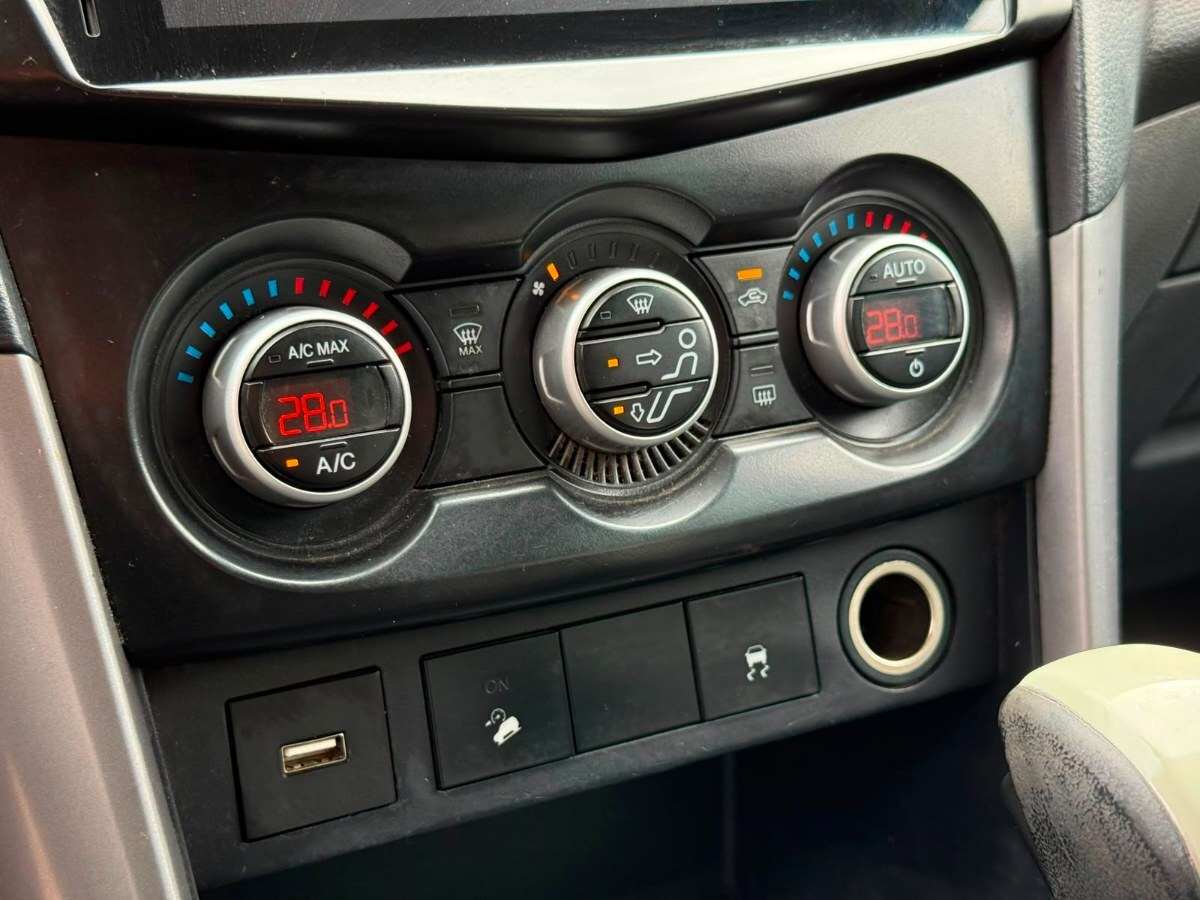 Mazda BT-50 foto 8
