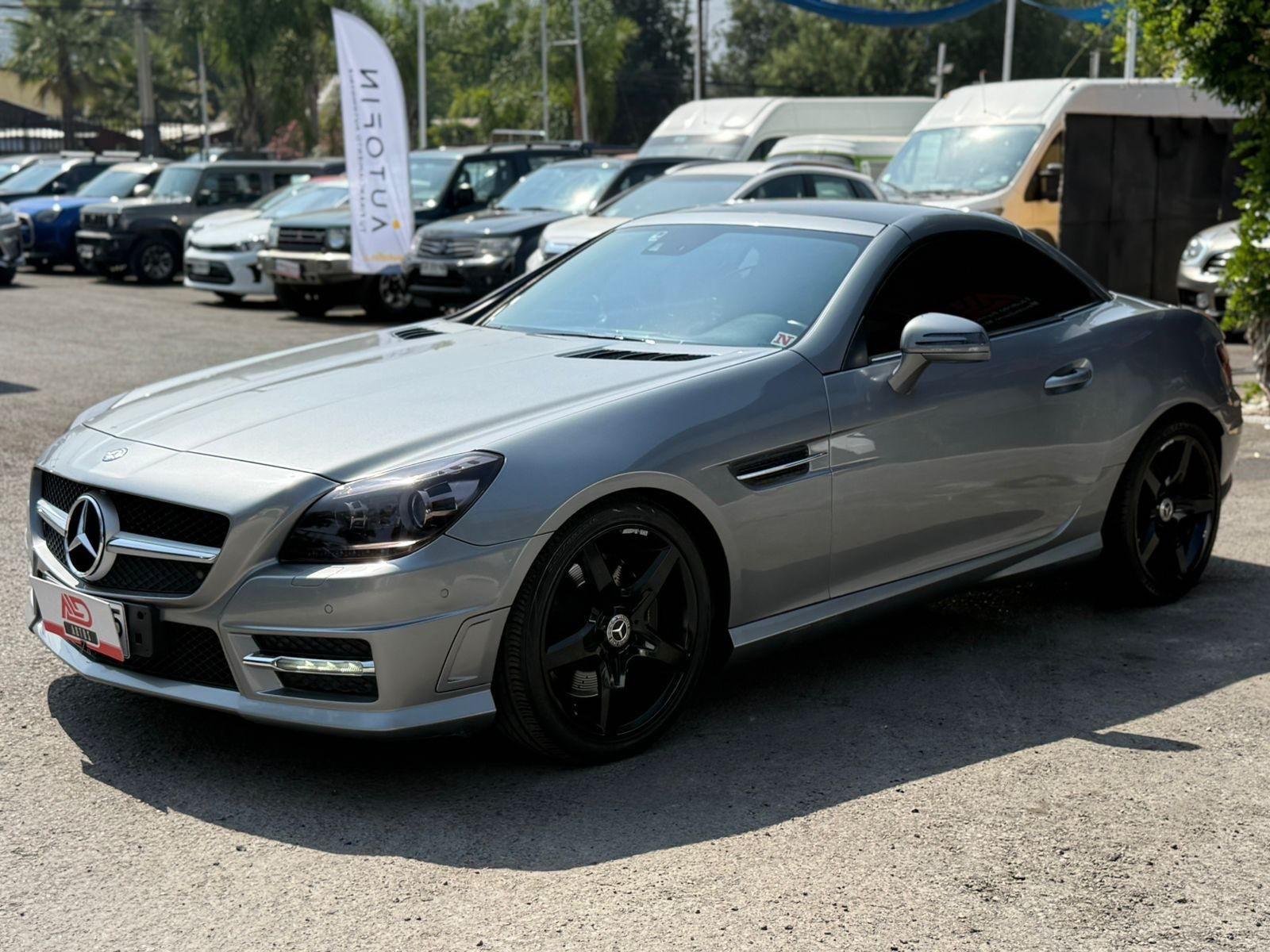 Mercedes-Benz SLK350 Roadster foto 2