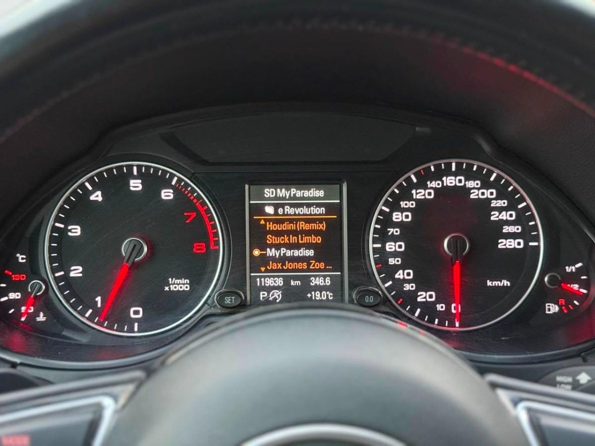 Audi Q5 foto 13