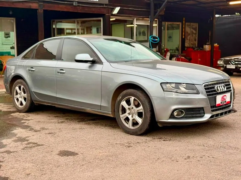 Audi A4 1.8 TURBO foto 3