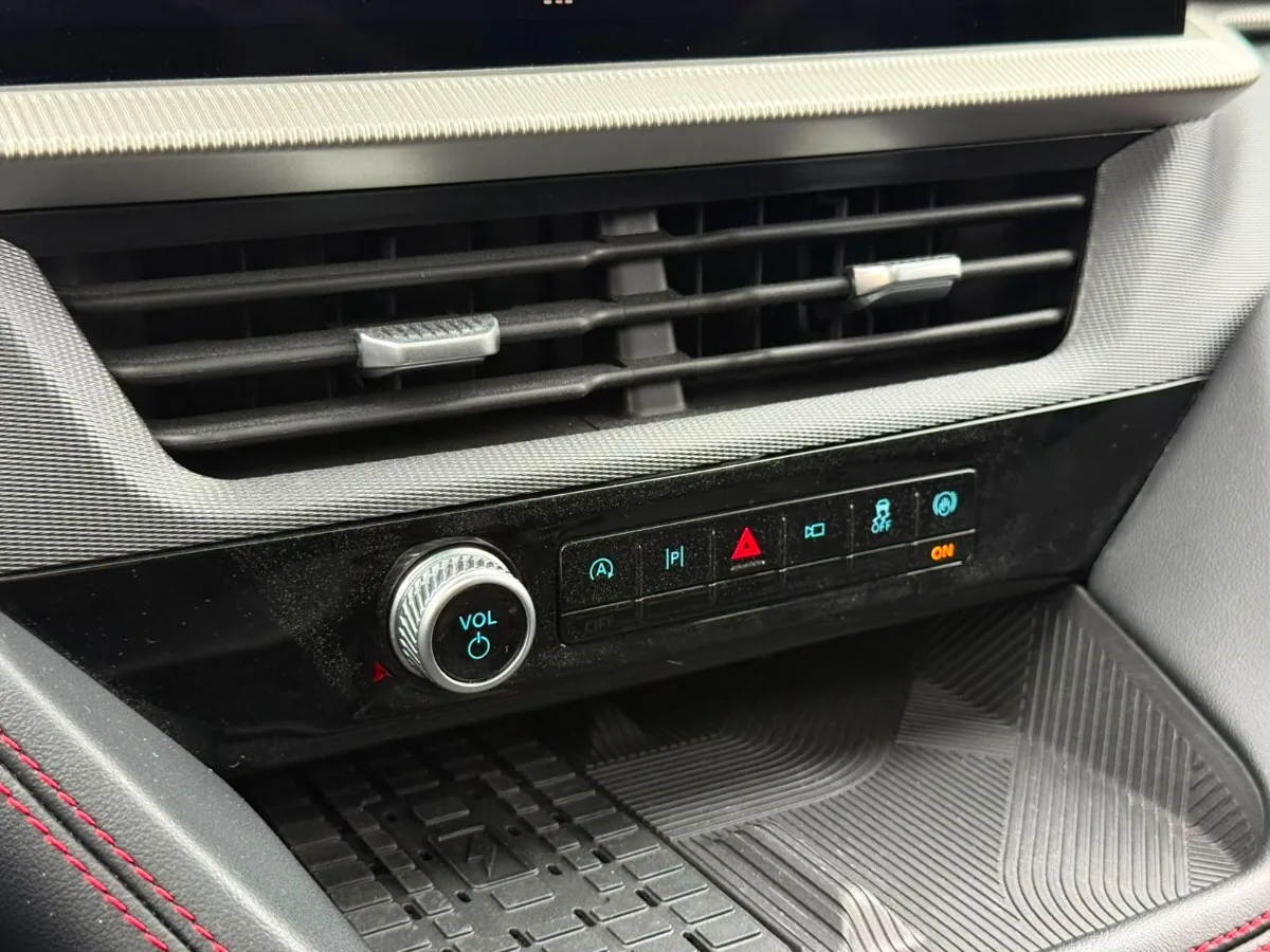 Ford Explorer ST foto 14