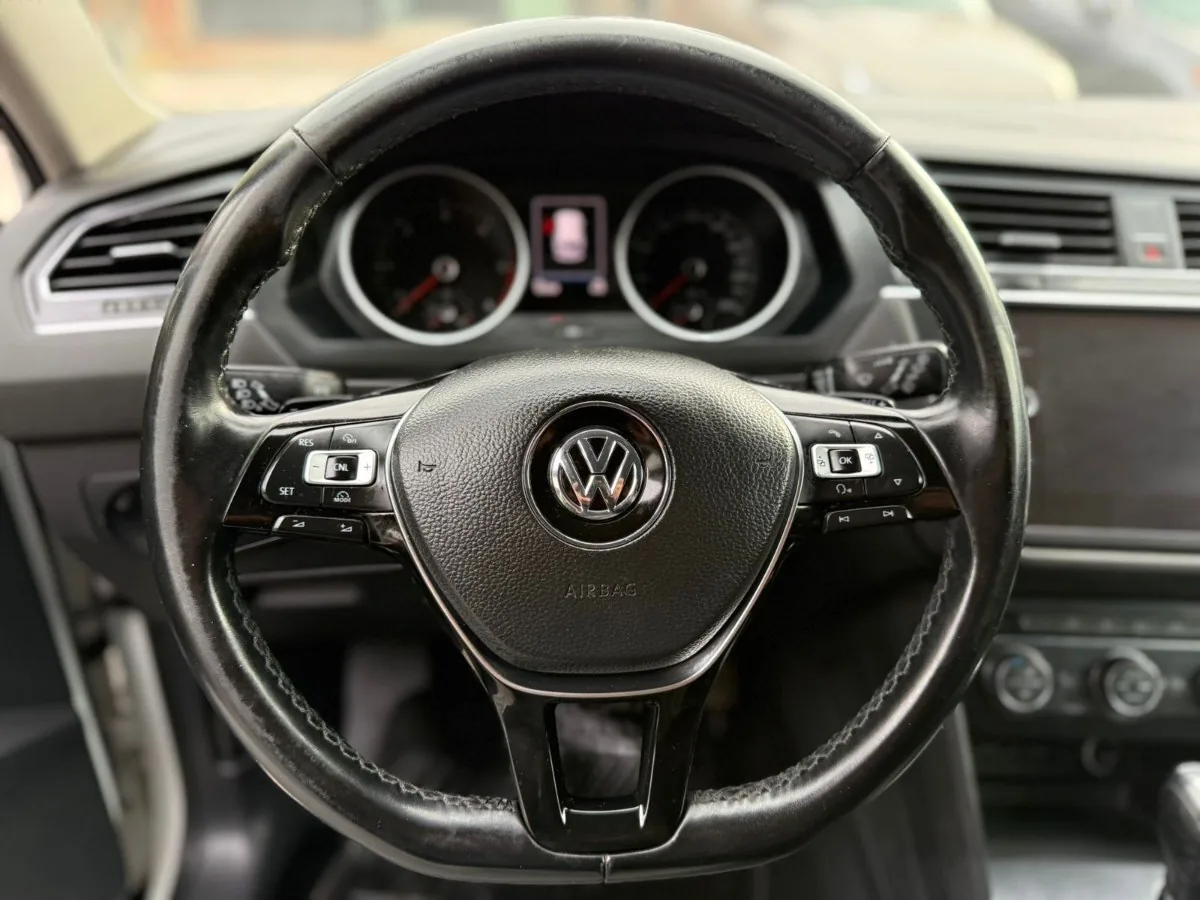 VOLKSWAGEN TIGUAN TDI 4X4 7A 4MOTION foto 10
