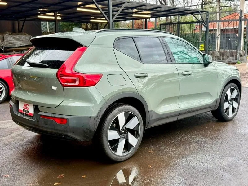 Volvo XC40 T5 HYBRID R DESING 1.5T foto 4