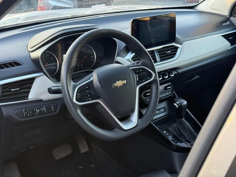 Chevrolet Captiva LTZ foto 8