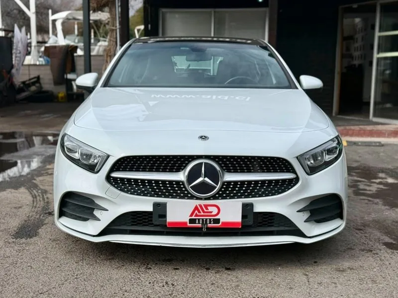 Mercedes-Benz A200 AMG LINE 2.0 foto 2