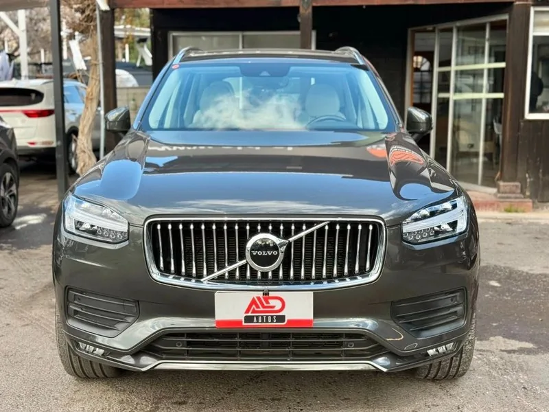 Volvo XC90 B6 AWD 2.0 foto 2