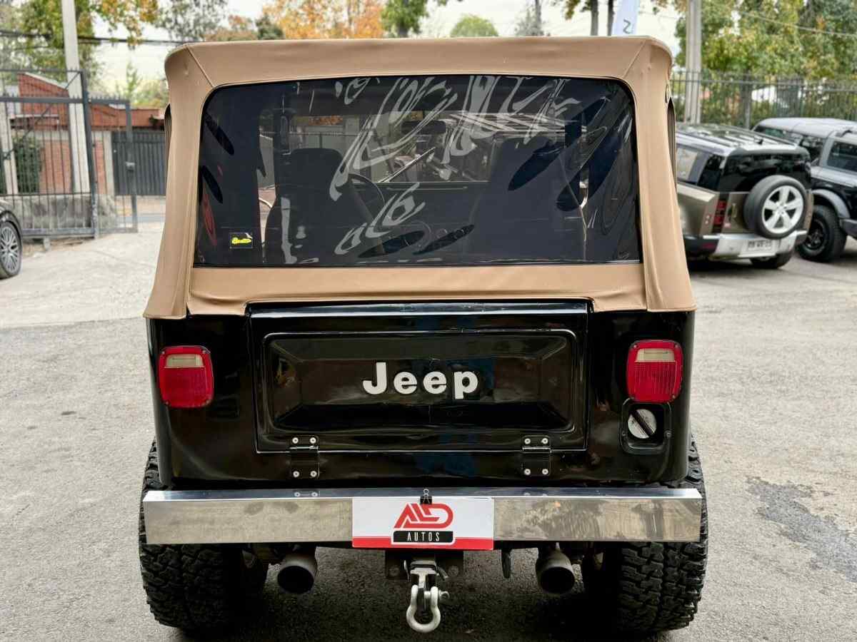 JEEP CJ7 AT V8 5.7 foto 5