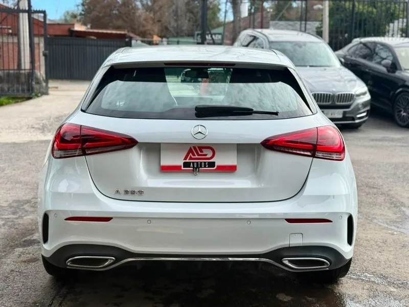 Mercedes-Benz A200 AMG LINE 2.0 foto 5