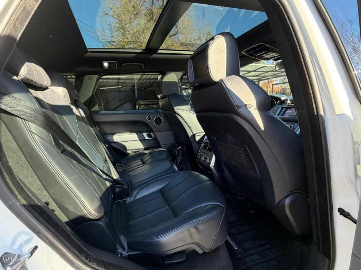 Range Rover Sport HSE 3.0 foto 16