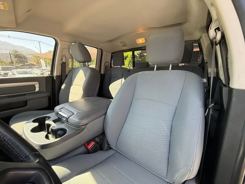 Ram 1500 SLT 3.6 4X4 foto 14