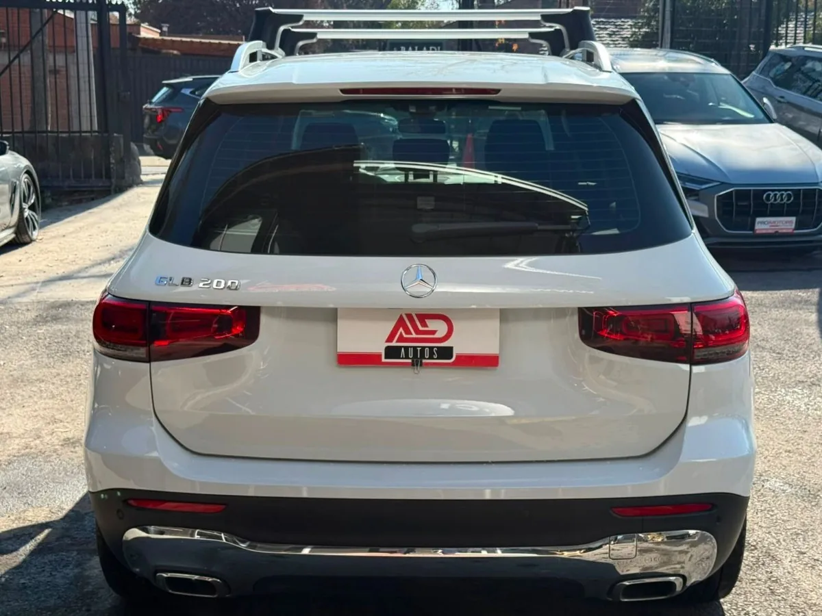 MERCEDES-BENZ GLB 200 foto 5