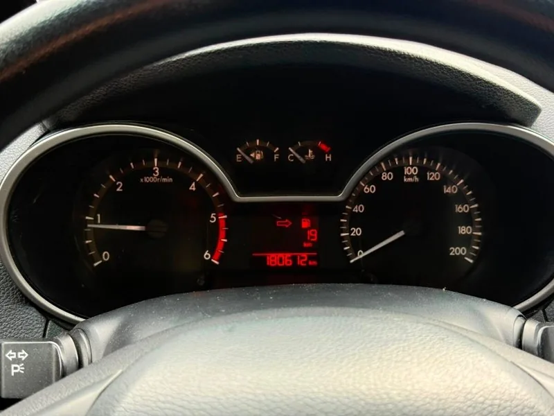 Mazda BT-50 2.2 DIESEL 4X2 MT foto 9