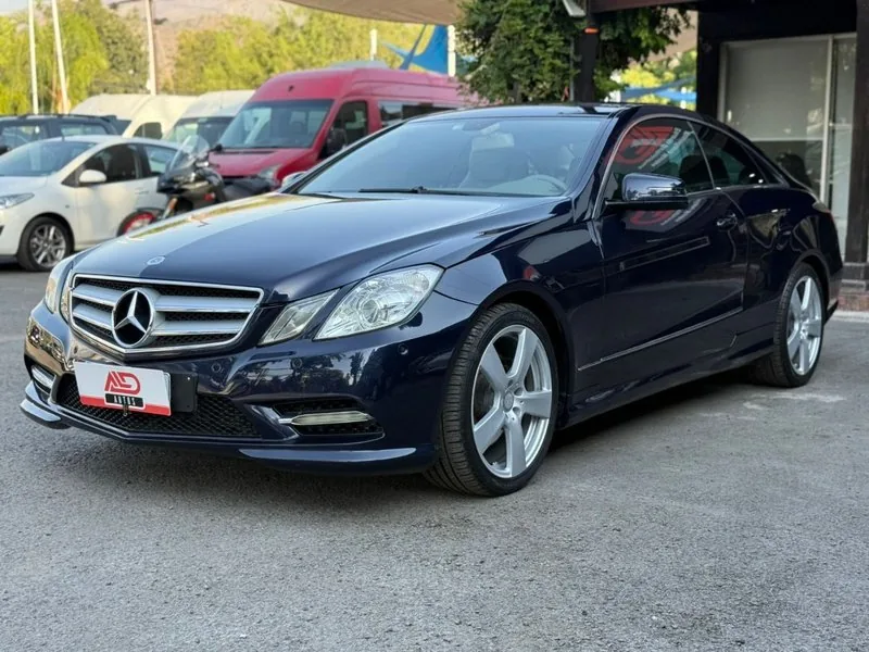 Mercedes-Benz E200 COUPE 2.0 TURBO foto 1