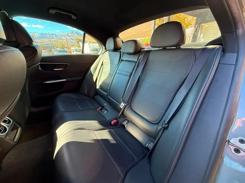 Mercedes-Benz C200 foto 19