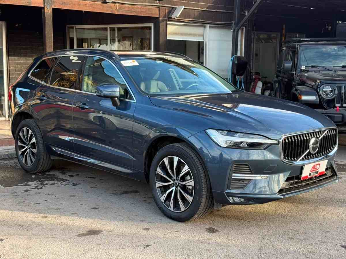 Volvo XC60 foto 2