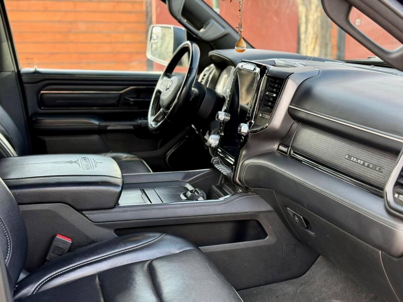 RAM 1500 Limited 4x4 foto 17