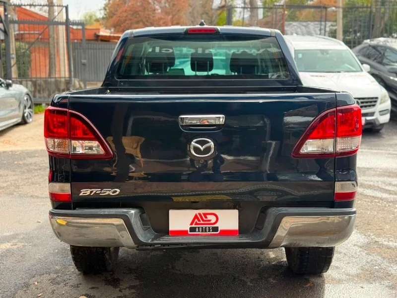 Mazda BT-50 2.2 DIESEL 4X2 MT foto 5