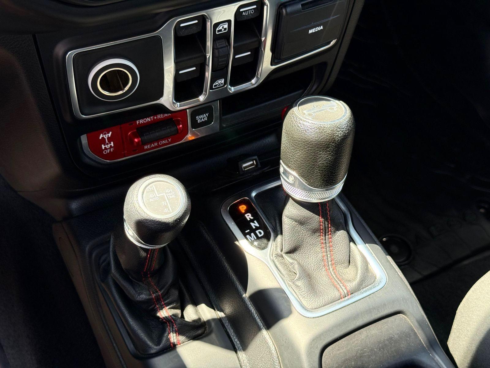 JEEP WRANGLER RUBICON UNLIMITED foto 19