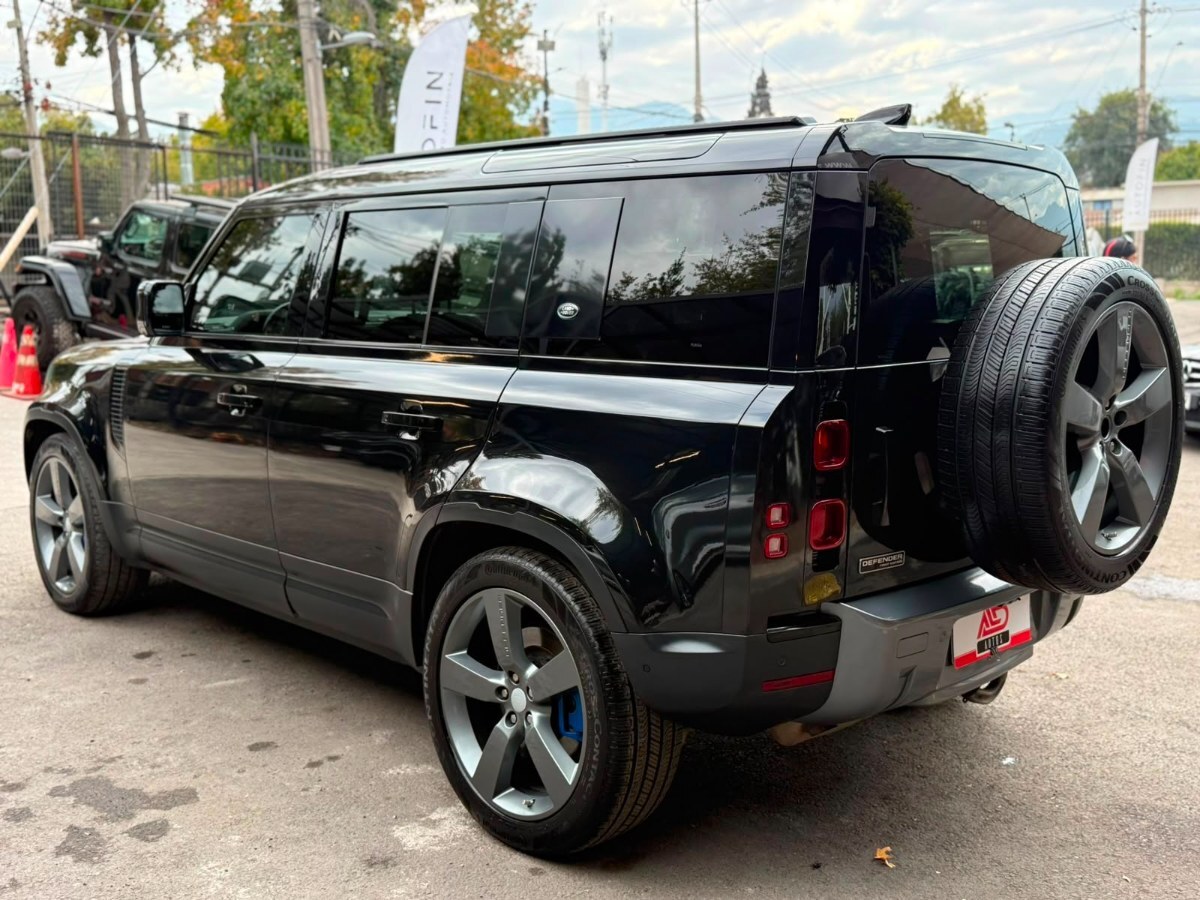 LAND ROVER DEFENDER 110 foto 9