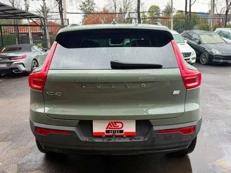 Volvo XC40 T5 HYBRID R DESING 1.5T foto 5