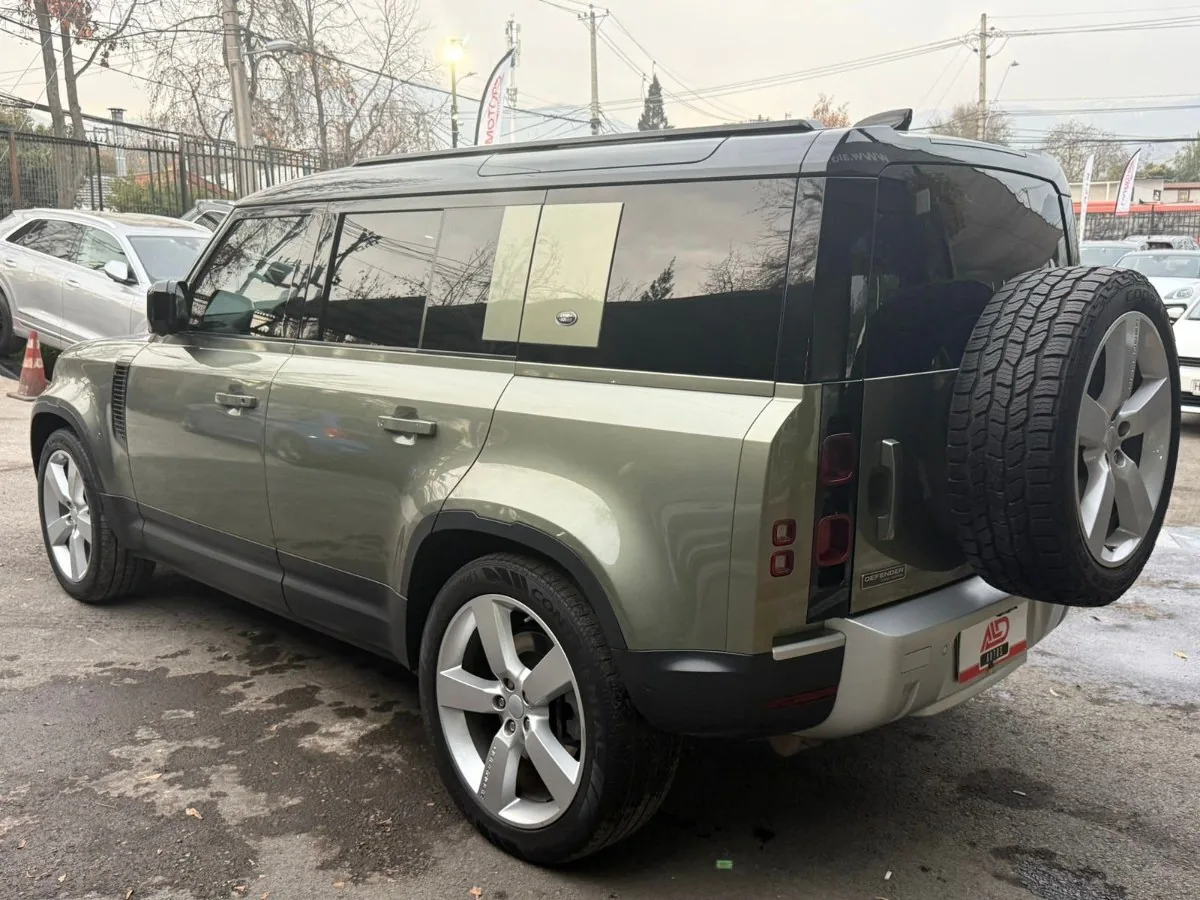 LAND ROVER DEFENDER 110 FIRST EDITION foto 6