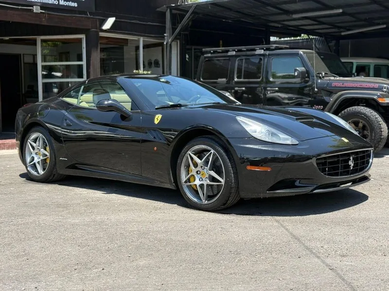 Ferrari CALIFORNIA F149 4.3 foto 3