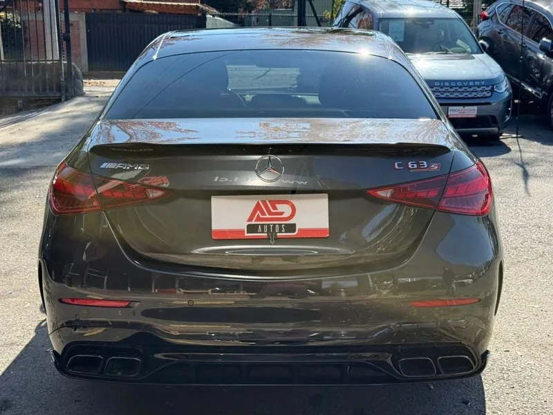 Mercedes-Benz C63 AMG S E PERFORMANCE foto 6
