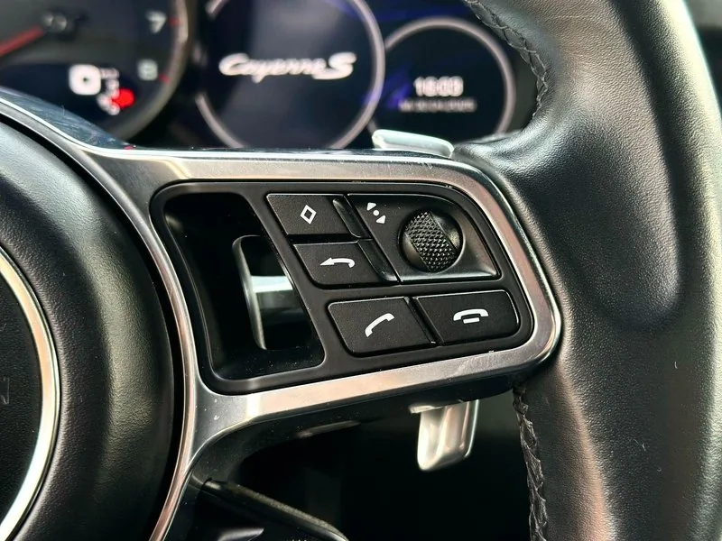 Porsche CAYENNE COUPE S 2.9 foto 14