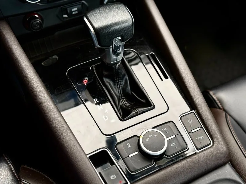 ZX Auto TERRALORD 2.5 DIESEL 4X4 LUX PLUS foto 11