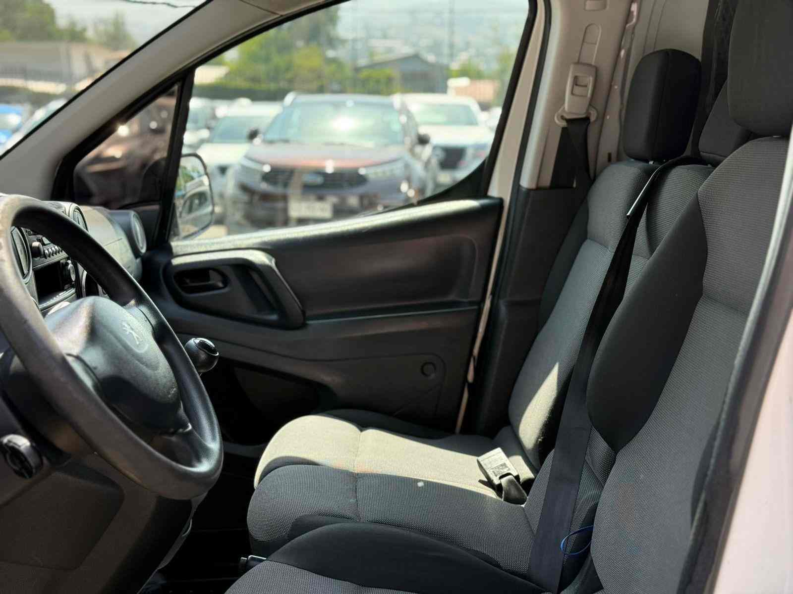 PEUGEOT PARTNER HDI 1.6 MT foto 18