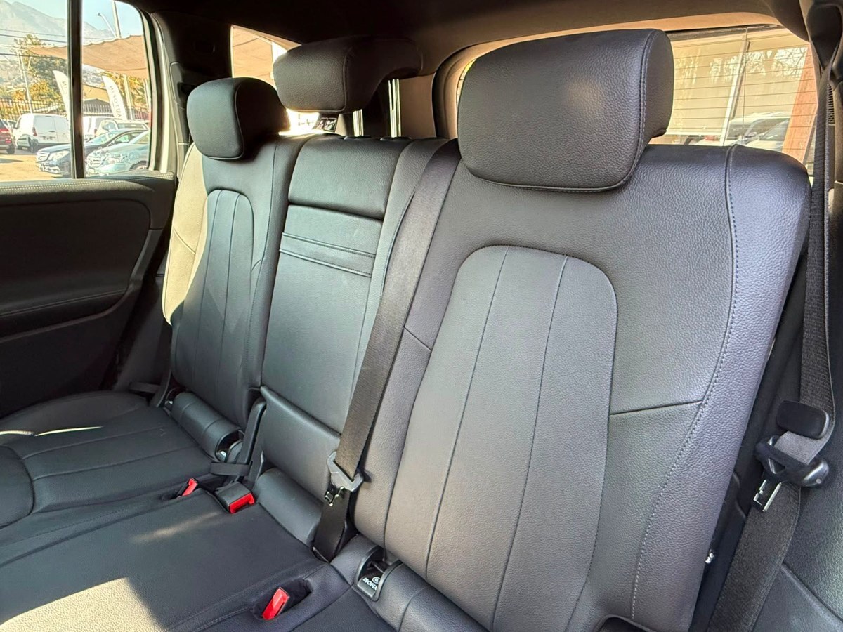MERCEDES-BENZ GLB 200 foto 19