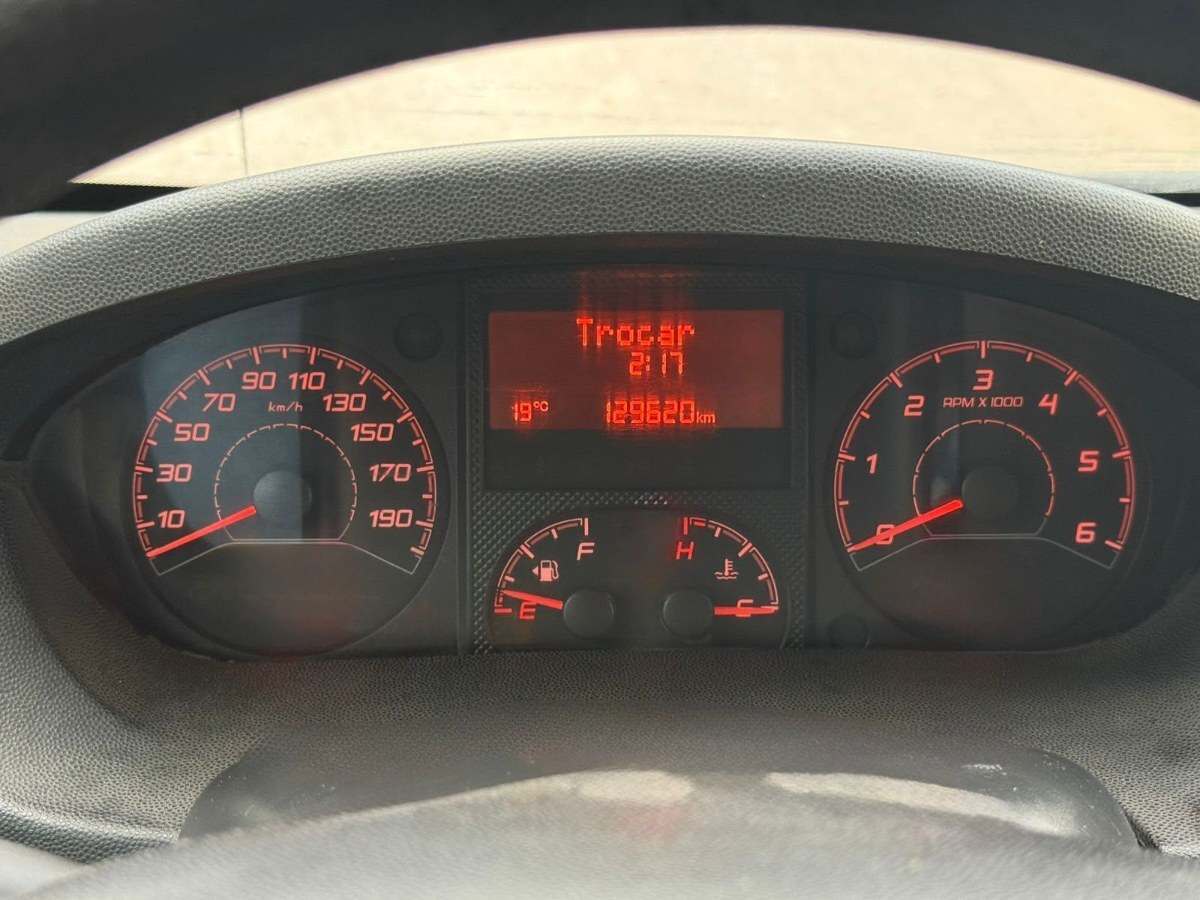 PEUGEOT BOXER 2.0 HDI foto 14