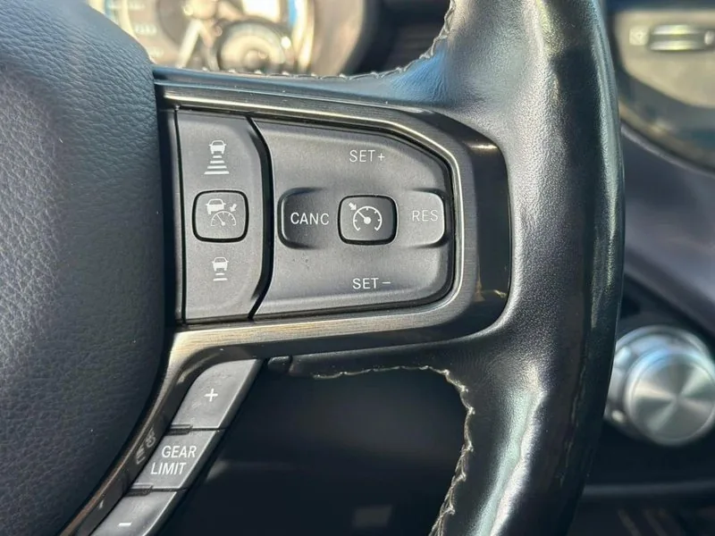 Ram 1500 LIMITED 5.7 foto 14
