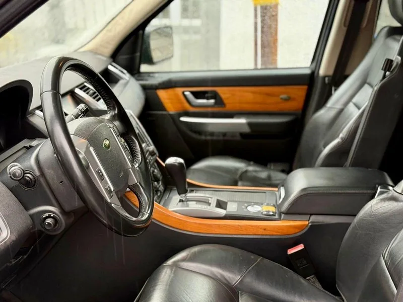 Land Rover RANGE ROVER SPORT V8 DIESEL 3.6 foto 9