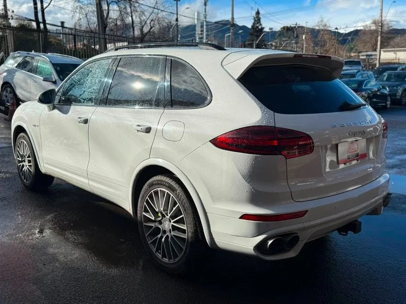 Porsche CAYENNE S HÍBRIDO foto 6
