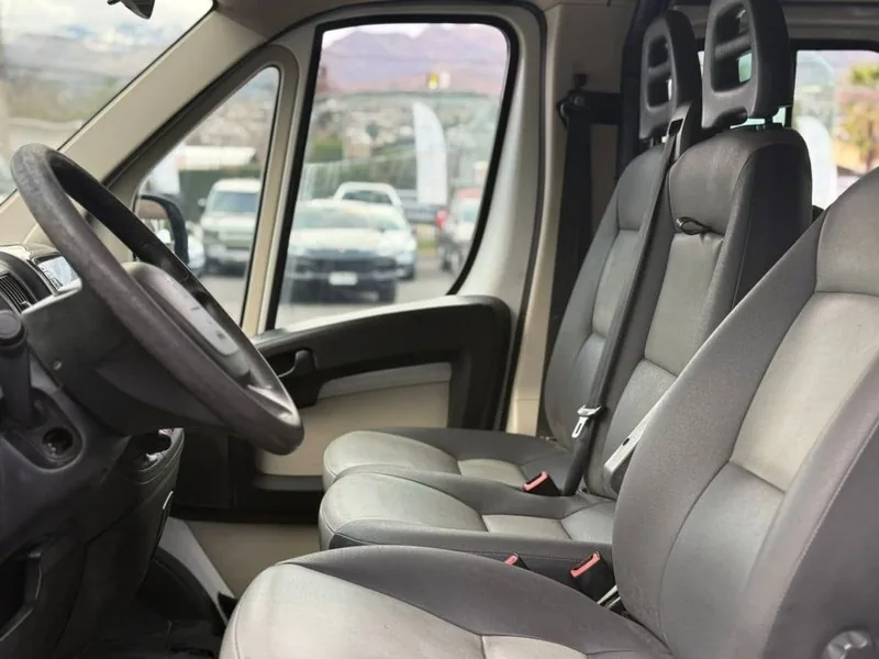 Peugeot BOXER 2.0 HDI foto 15