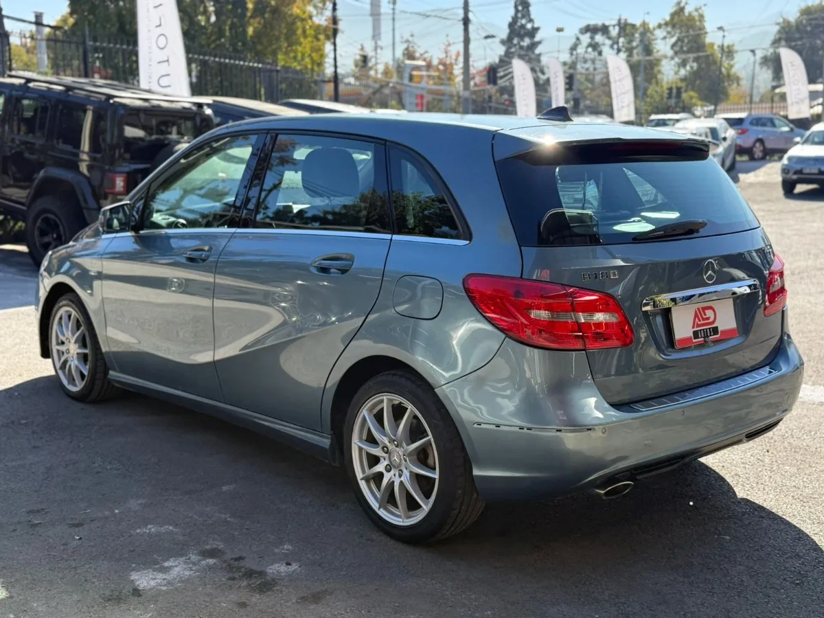 Mercedes-Benz B180 foto 6