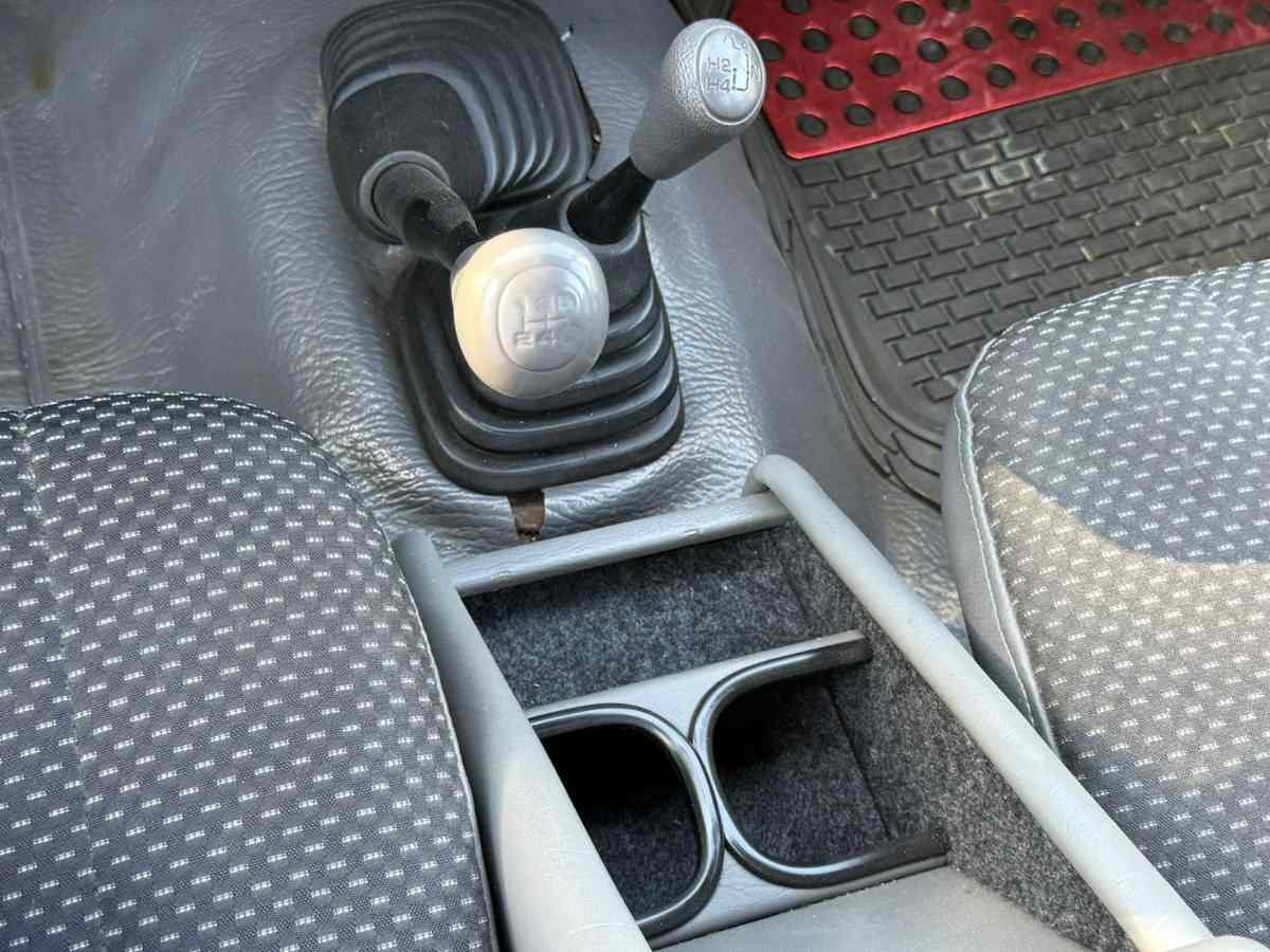 Toyota Hilux foto 12