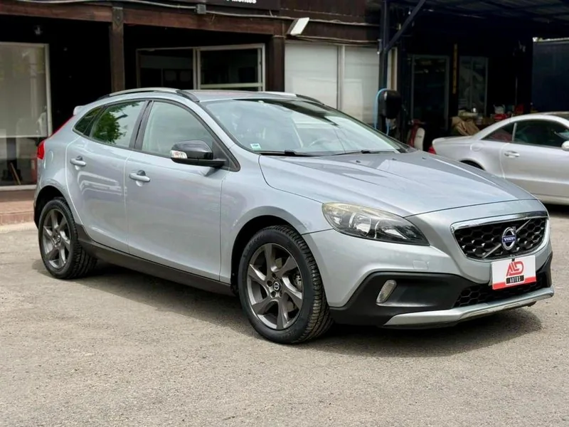 Volvo V40 CROSS COUNTRY T4 foto 3