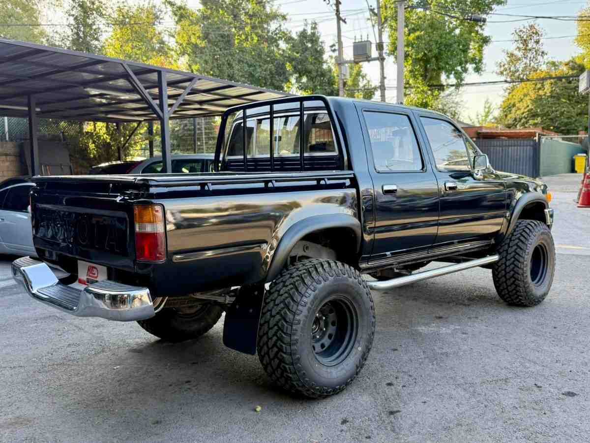 Toyota Hilux foto 4