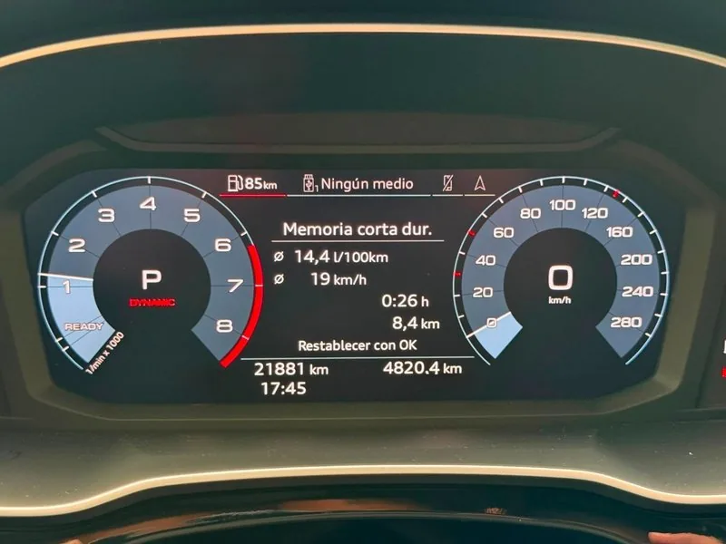 Audi Q3 35 TFSI S LINE foto 12