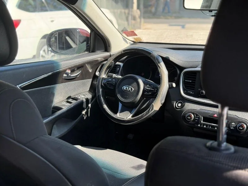 Kia Sorento foto 17