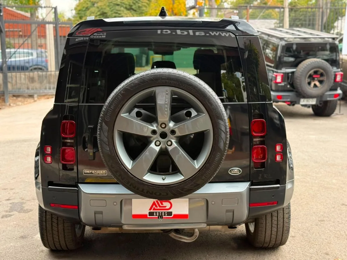 LAND ROVER DEFENDER 110 foto 4