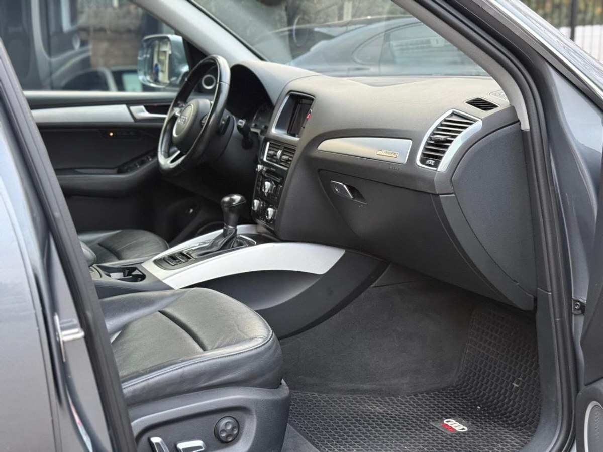 Audi Q5 foto 14