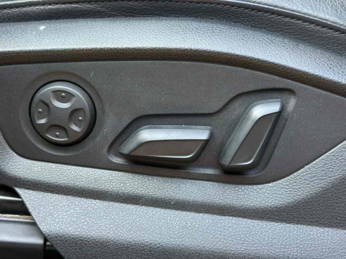Audi Q7 foto 20