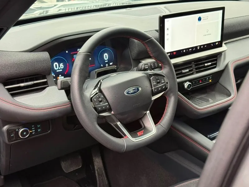 Ford EXPLORER ST 3.0 BITURBO AWD foto 8