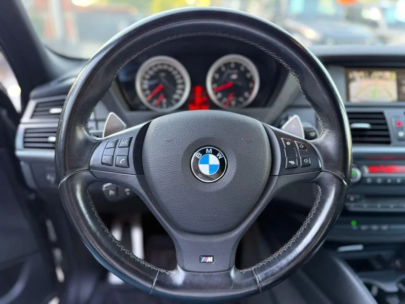 Bmw X5 M foto 10