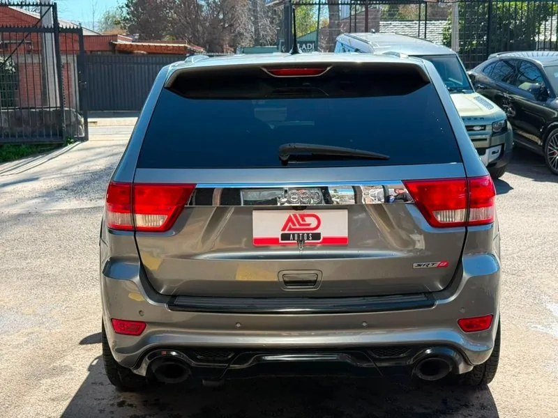Jeep GRAND CHEROKEE SRT8 6.4 foto 5