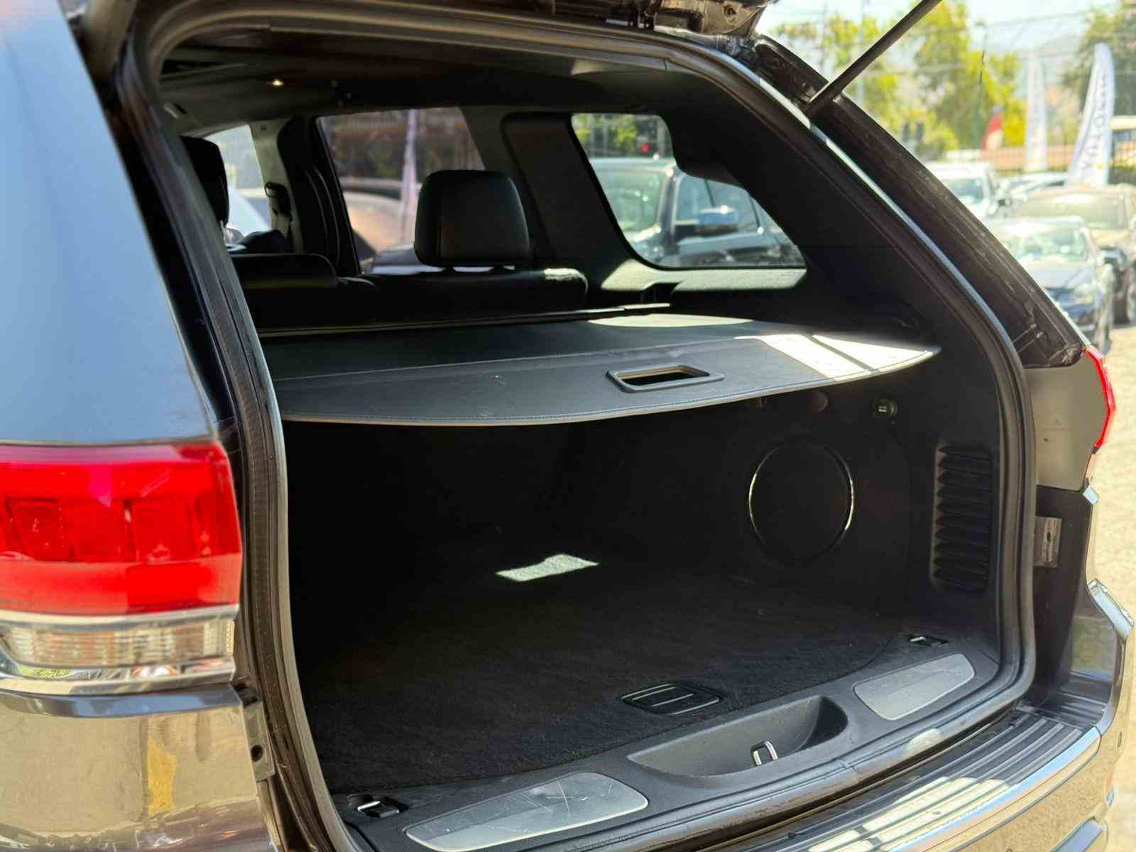 JEEP GRAND CHEROKEE LIMITED 3.6 4X4 foto 16