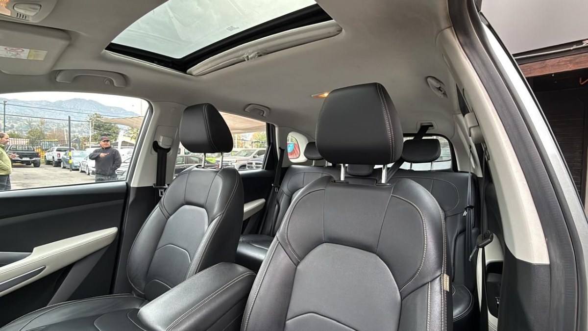 Chevrolet Captiva LTZ foto 11